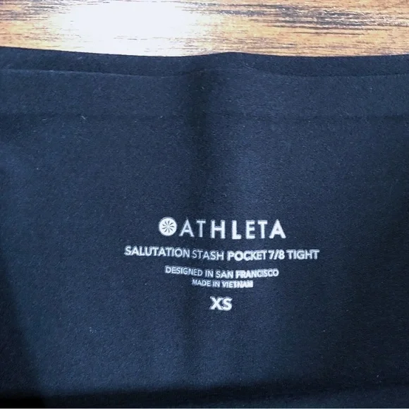 Athleta • Colorblock Salutation Stash Pocket Tight 7/8 black white leggings - Picture 4 of 12